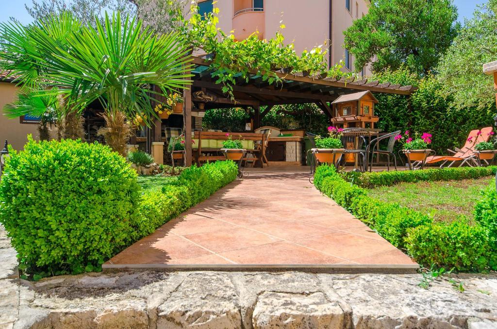 Apartments Villa Amfora Rovinj Exterior foto